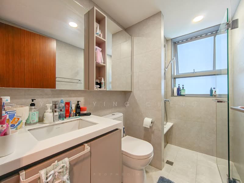 The Visionaire, 180 Canberra Drive, 3 Bedrooms, 1,023 sqft, Executive Condominium For Sale, by Ying Ying Cheng, 500140108 - Bathroom - PropertyGuru.com.sg