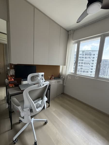 High Park Residences, 31 Fernvale Road, 2 Bedrooms, 571 sqft, Condominium For Sale, by Eddy Ong 王握澐, 500140111 - PropertyGuru.com.sg