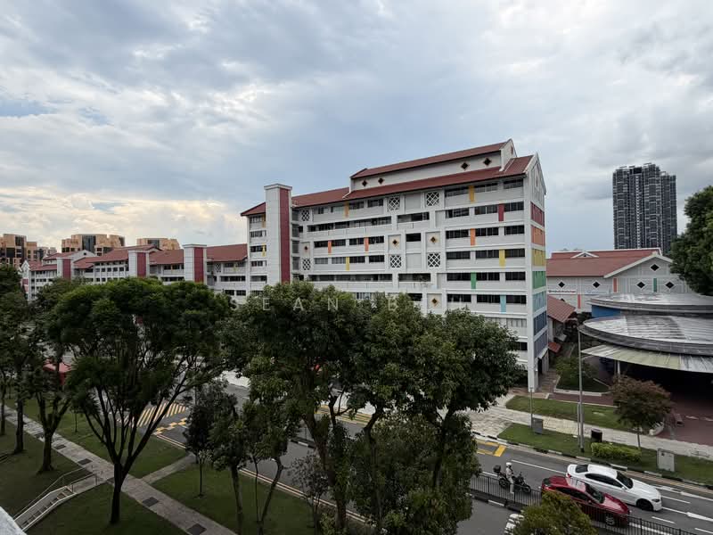 116 Bishan Street 12, 116 Bishan Street 12, 2 Bedrooms, 720 sqft, HDB Flat For Rent, by Sean Beh, 500140115 - Exterior - PropertyGuru.com.sg