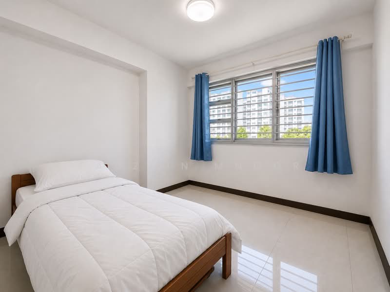 473A Upper Serangoon Crescent, 473A Upper Serangoon Crescent, 2 Bedrooms, 732 sqft, HDB Flat For Sale, by Fadzlin MNoor, 500140118 - Bedroom - PropertyGuru.com.sg