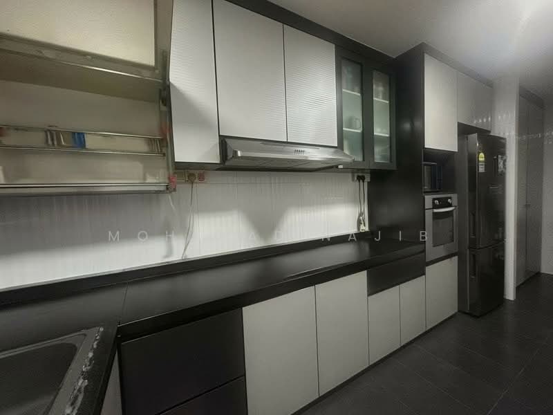 275 Tampines Street 22, 275 Tampines Street 22, 3 Bedrooms, 1,152 sqft, HDB Flat For Sale, by Mohamad Najib, 500140125 - Kitchen - PropertyGuru.com.sg