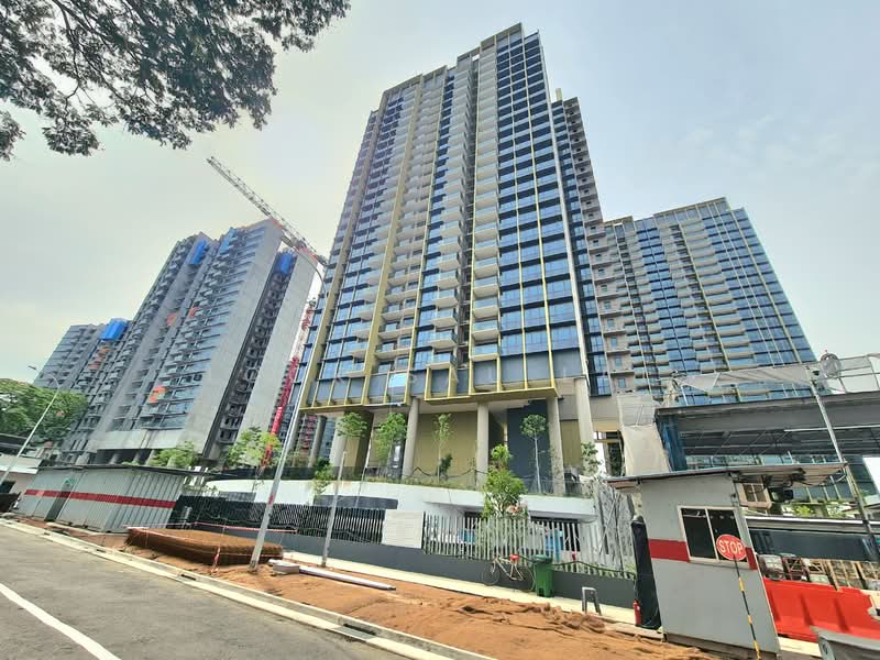 Pinetree Hill, 30 Pine Grove, 1 Bedroom, 538 sqft, Condominium For Sale, by Lock Sau Lai, 500140135 - Exterior - PropertyGuru.com.sg