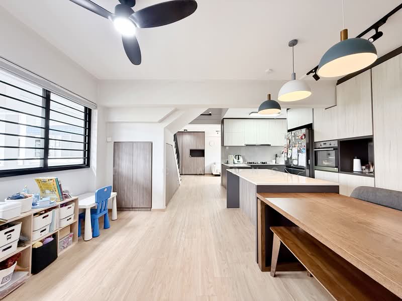 238 Bishan Street 22, 238 Bishan Street 22, 4 Bedrooms, 1,604 sqft, HDB Flat For Sale, by Tricia Ong, 500140136 - Kitchen - PropertyGuru.com.sg