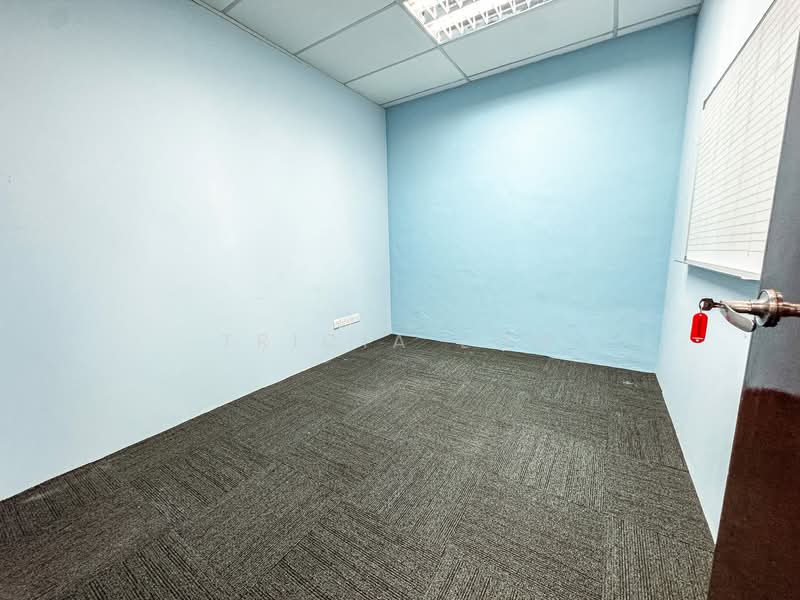 A'Posh BizHub, 1 Yishun industrial Street 1, 1,658 sqft, Light Industrial (B1) For Sale, by Tricia Low, 500140137 - Room 3 - CommercialGuru.com.sg