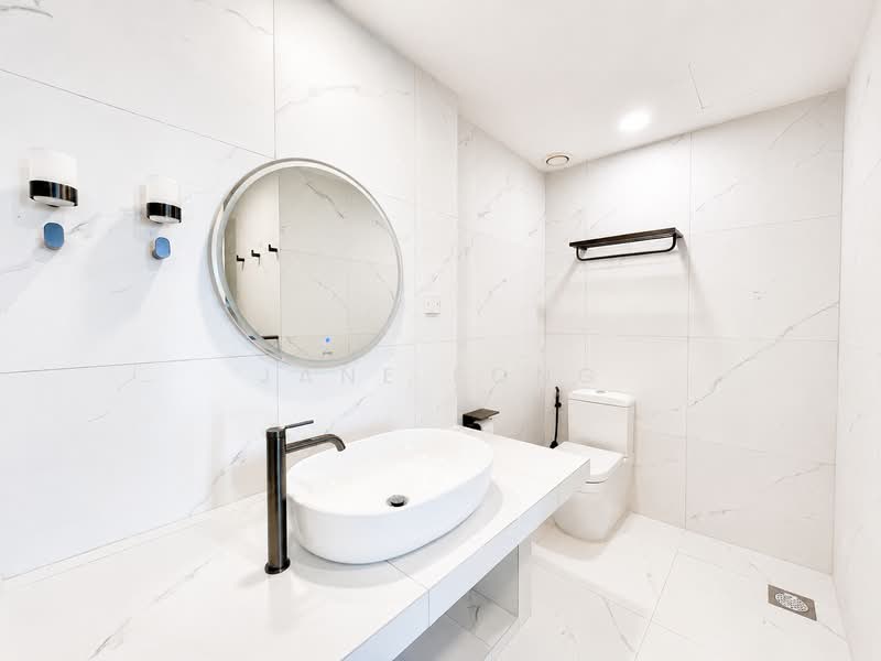 Riverside 48, 48 Robertson Quay, 1 Bedroom, 904 sqft, Apartment For Sale, by Jane Fong, 500140141 - Bathroom - PropertyGuru.com.sg