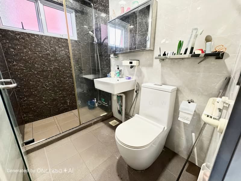 161 Bishan Street 13, 161 Bishan Street 13, 4 Bedrooms, 1,410 sqft, HDB Flat For Sale, by Tricia Low, 500140145 - Bathroom - PropertyGuru.com.sg