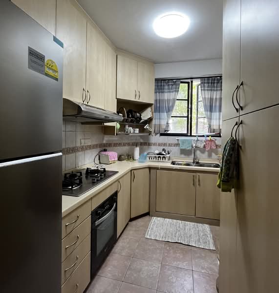 Duku Apartments, 75 Duku Road, 3 Bedrooms, 1,055 sqft, Condominium For Sale, by Joni Tay, 500140147 - Kitchen - PropertyGuru.com.sg