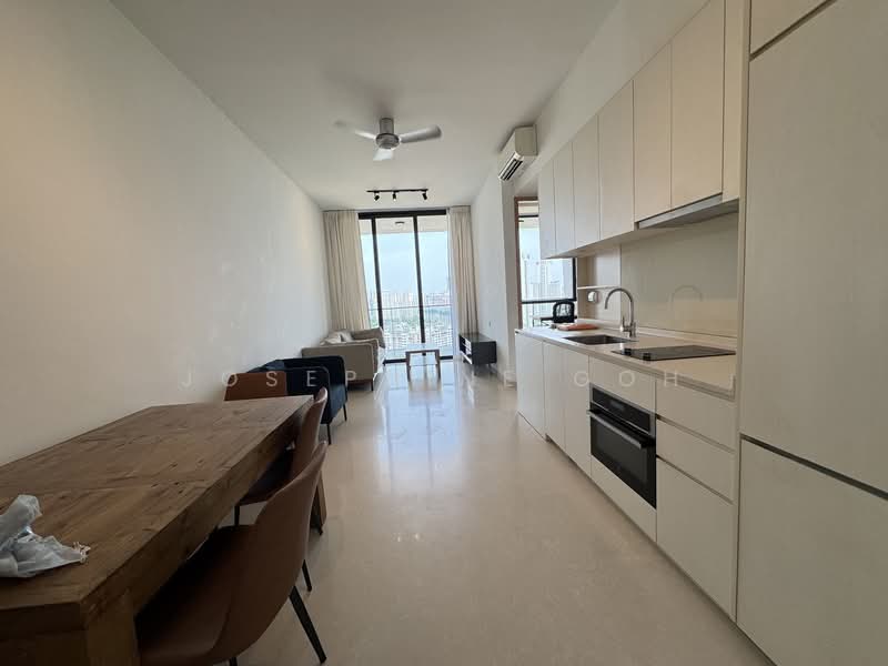 The Crest, 105 Prince Charles Crescent, 2 Bedrooms, 797 sqft, Condominium For Sale, by Josephine Goh, 500140157 - Living Room - PropertyGuru.com.sg