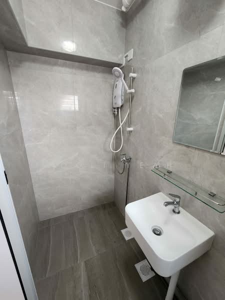 324A Sengkang East Way, 324A Sengkang East Way, Room Rental, 50 sqft, HDB Flat For Rent, by Jooli Yeap, 500140163 - Bathroom - PropertyGuru.com.sg