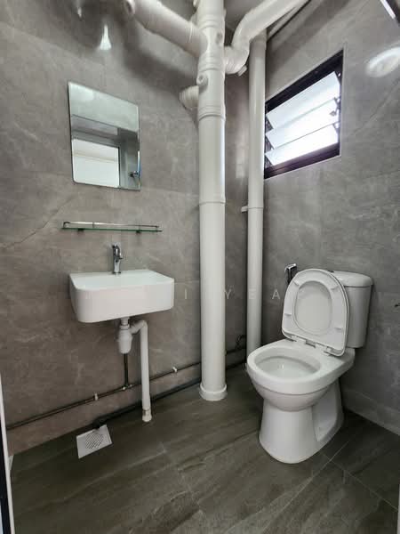 324A Sengkang East Way, 324A Sengkang East Way, Room Rental, 50 sqft, HDB Flat For Rent, by Jooli Yeap, 500140163 - Bathroom - PropertyGuru.com.sg