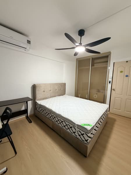 271 Bukit Batok East Avenue 4, 271 Bukit Batok East Avenue 4, Room Rental, 150 sqft, HDB Flat For Rent, by Logen Teo, 500140170 - Bedroom - PropertyGuru.com.sg
