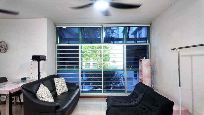 688C Woodlands Drive 75, 688C Woodlands Drive 75, 3 Bedrooms, 969 sqft, HDB Flat For Sale, by Jerez Amsyar, 500140177 - Living Room - PropertyGuru.com.sg