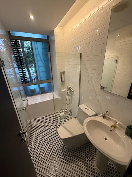 Venezio, 488 Upper East Coast Road, 3 Bedrooms, 1,367 sqft, Apartment For Sale, by Gerrard Leow, 500140180 - Bathroom - PropertyGuru.com.sg
