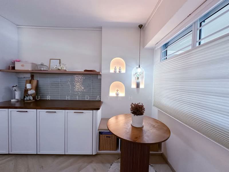 135 Pasir Ris Street 11, 135 Pasir Ris Street 11, 4 Bedrooms, 1,582 sqft, HDB Flat For Sale, by Nur Hidayah Ahmad, 500140181 - Cafe Nook - PropertyGuru.com.sg