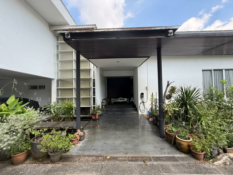 SWISS CLUB GOOD CLASS BUNGALOW, Swiss Club Road, 5 Bedrooms, 9,500 sqft, Good Class Bungalow For Sale, by Michele Cabasug, 500140185 - PropertyGuru.com.sg