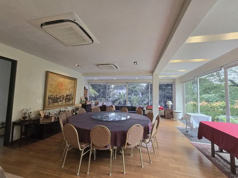 SWISS CLUB GOOD CLASS BUNGALOW, Swiss Club Road, 5 Bedrooms, 9,500 sqft, Good Class Bungalow For Sale, by Michele Cabasug, 500140185 - Dining Room - PropertyGuru.com.sg