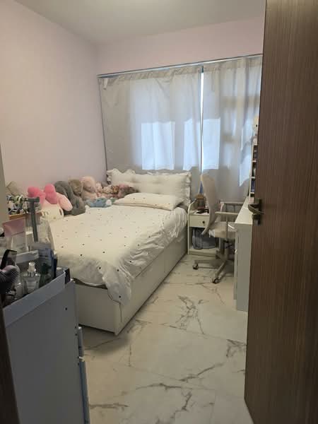 464A Clementi Avenue 1, 464A Clementi Avenue 1, 3 Bedrooms, 925 sqft, HDB Flat For Sale, by WIN win, 500140186 - Bedroom - PropertyGuru.com.sg