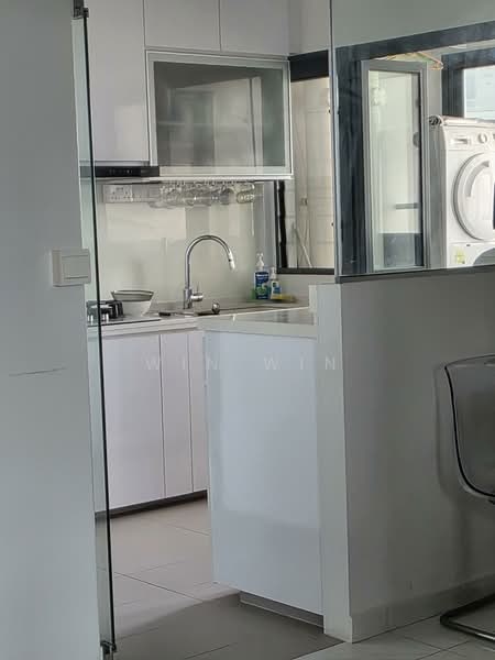 464A Clementi Avenue 1, 464A Clementi Avenue 1, 3 Bedrooms, 925 sqft, HDB Flat For Sale, by WIN win, 500140186 - Kitchen - PropertyGuru.com.sg