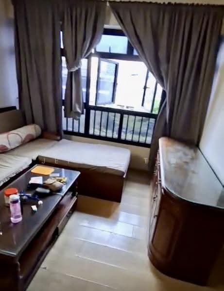 219B Bedok Central, 219B Bedok Central, Bedok / Upper East Coast, 3 Bedrooms, 936 sqft, HDB Flat For Sale, by Jeffrey Tan, 500140188 - Living Room - PropertyGuru.com.sg