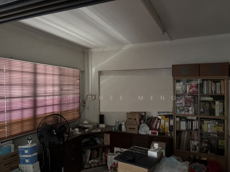 221 Ang Mo Kio Avenue 1, 221 Ang Mo Kio Avenue 1, 4 Bedrooms, 1,098 sqft, HDB Flat For Sale, by Loh Chee Meng, 500140201 - Study - PropertyGuru.com.sg