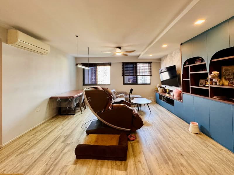 310C Punggol Walk, 310C Punggol Walk, 3 Bedrooms, 1,206 sqft, HDB Flat For Sale, by Javis Tan 陈松伟, 500140218 - Living Room - PropertyGuru.com.sg