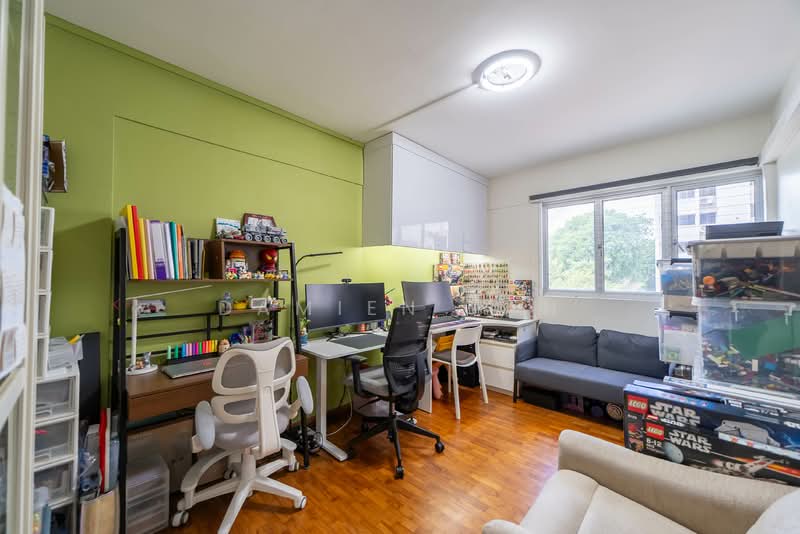 422 Bedok North Road, 422 Bedok North Road, 3 Bedrooms, 990 sqft, HDB Flat For Sale, by Damien Tan, 500140219 - Study - PropertyGuru.com.sg