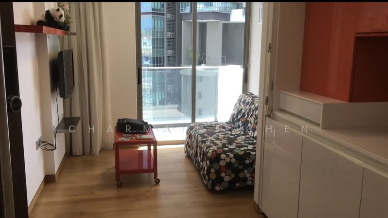 Espada, 48 Saint Thomas Walk, 1 Bedroom, 355 sqft, Condominium For Sale, by Charmaine Chen, 500140233 - Living Room - PropertyGuru.com.sg