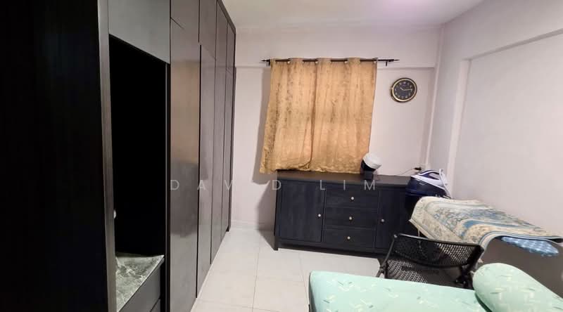 127 Yishun Street 11, 127 Yishun Street 11, 2 Bedrooms, 721 sqft, HDB Flat For Sale, by David Lim, 500140260 - Bedroom - PropertyGuru.com.sg