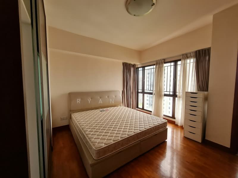 The Mayfair, 1 Jurong East Street 32, 3 Bedrooms, 1,302 sqft, Condominium For Rent, by Ryan Lim, 500140269 - Bedroom - PropertyGuru.com.sg