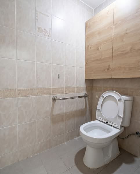 30 Kelantan Road, 30 Kelantan Road, 2 Bedrooms, 710 sqft, HDB Flat For Sale, by Sophia Chang, 500140276 - Bathroom - PropertyGuru.com.sg