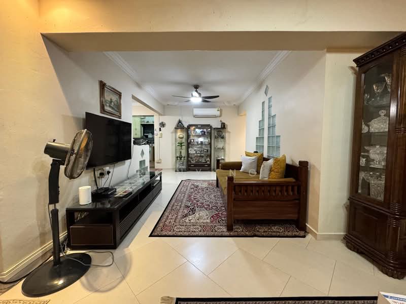 471 Sembawang Drive, 471 Sembawang Drive, 4 Bedrooms, 1,400 sqft, HDB Flat For Sale, by Rony Ng, 500140286 - Living Room - PropertyGuru.com.sg