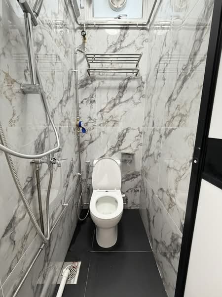 45 Sims Drive, 45 Sims Drive, Studio, 250 sqft, HDB Flat For Rent, by Tommy Kwek, 500140291 - Bathroom - PropertyGuru.com.sg