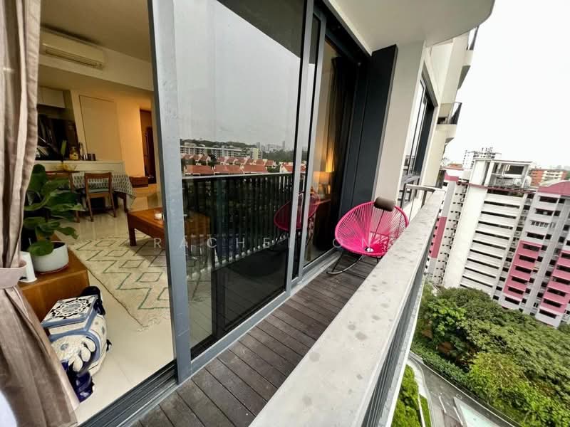 d'Leedon (Former Farrer Court), 11 Leedon Heights, 2 Bedrooms, 635 sqft, Condominium For Sale, by Rachel Ong, 500140297 - Balcony - PropertyGuru.com.sg