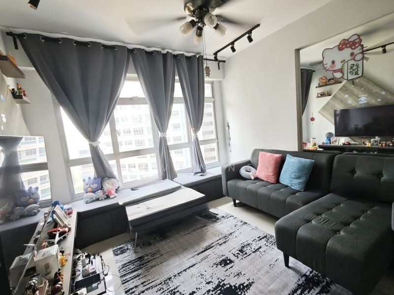 467B Fernvale Link, 467B Fernvale Link, Room Rental, 150 sqft, HDB Flat For Rent, by Kelvin Neo, 500140314 - Living Room - PropertyGuru.com.sg