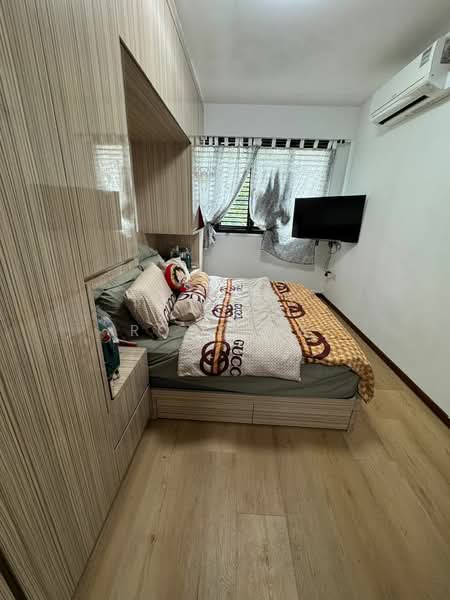 418A Fernvale Link, 418A Fernvale Link, 2 Bedrooms, 732 sqft, HDB Flat For Sale, by Rony Ng, 500140326 - Bedroom - PropertyGuru.com.sg