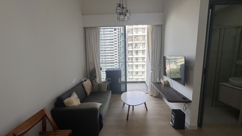 Forte Suites, 88 Mergui Road, 1 Bedroom, 441 sqft, Condominium For Rent, by Joyce Lim, 500140339 - Living Room - PropertyGuru.com.sg