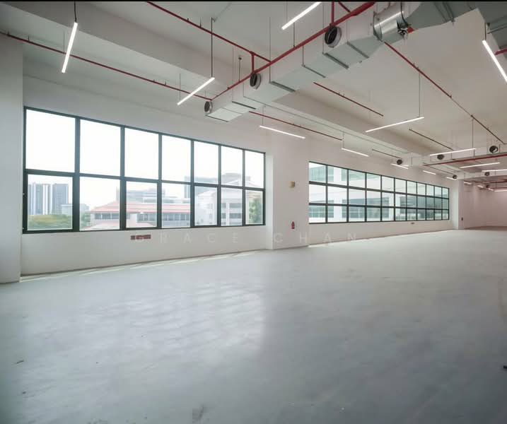 Showroom, Warehouse or Office, Toh Guan Road, 5,000 sqft, Light Industrial (B1) For Rent, by Grace Chan, 500140350 - Interior - CommercialGuru.com.sg