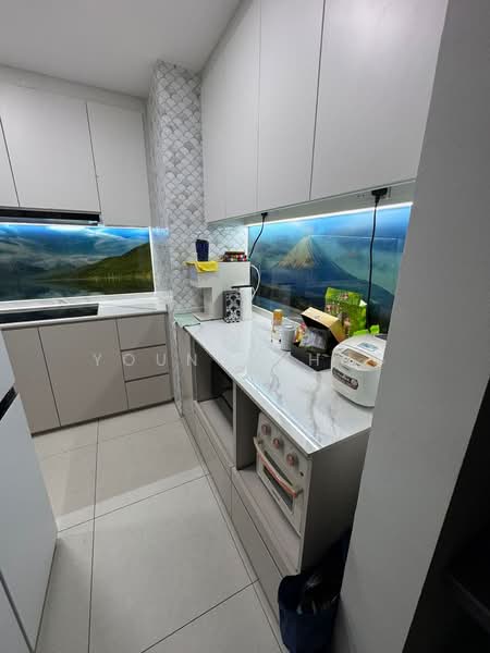 Watercolours, 23 Pasir Ris Link, Room Rental, 108 sqft, Executive Condominium For Rent, by Young Chng, 500140358 - Kitchen - PropertyGuru.com.sg