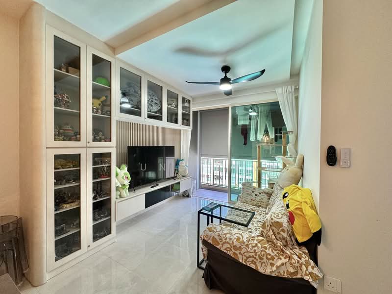 Watercolours, 23 Pasir Ris Link, Room Rental, 108 sqft, Executive Condominium For Rent, by Young Chng, 500140358 - Living Room - PropertyGuru.com.sg
