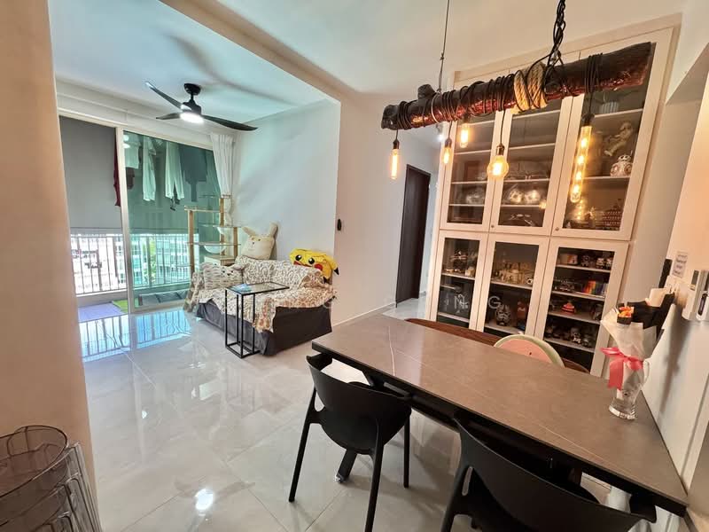 Watercolours, 23 Pasir Ris Link, Room Rental, 108 sqft, Executive Condominium For Rent, by Young Chng, 500140358 - Living Room - PropertyGuru.com.sg