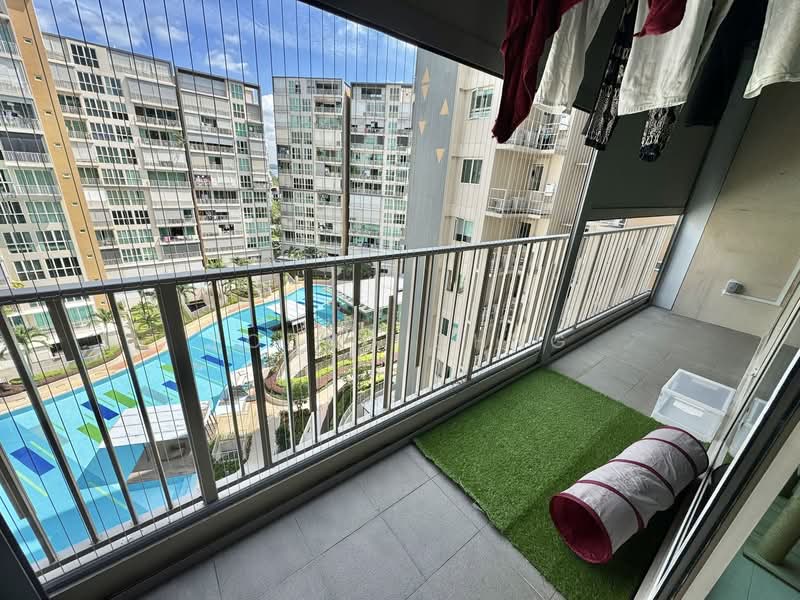 Watercolours, 23 Pasir Ris Link, Room Rental, 108 sqft, Executive Condominium For Rent, by Young Chng, 500140358 - Balcony - PropertyGuru.com.sg