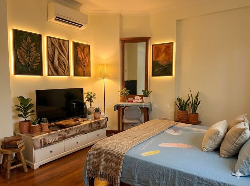 Springvale, 907 East Coast Road, 2 Bedrooms, 980 sqft, Apartment For Sale, by Tango Tan, 500140361 - Bedroom - PropertyGuru.com.sg