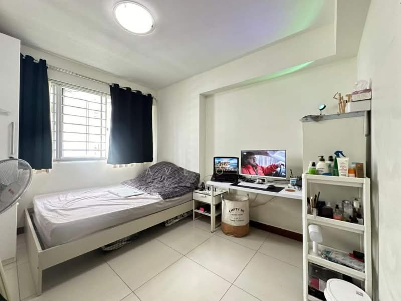 889C Woodlands Drive 50, 889C Woodlands Drive 50, 3 Bedrooms, 1,216 sqft, HDB Flat For Rent, by Dave Ong, 500140370 - Bedroom - PropertyGuru.com.sg