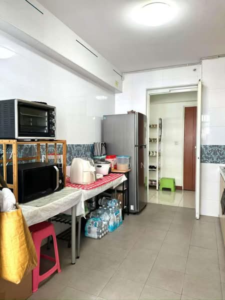889C Woodlands Drive 50, 889C Woodlands Drive 50, 3 Bedrooms, 1,216 sqft, HDB Flat For Rent, by Dave Ong, 500140370 - Kitchen - PropertyGuru.com.sg