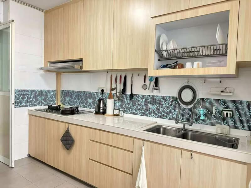 889C Woodlands Drive 50, 889C Woodlands Drive 50, 3 Bedrooms, 1,216 sqft, HDB Flat For Rent, by Dave Ong, 500140370 - Kitchen - PropertyGuru.com.sg