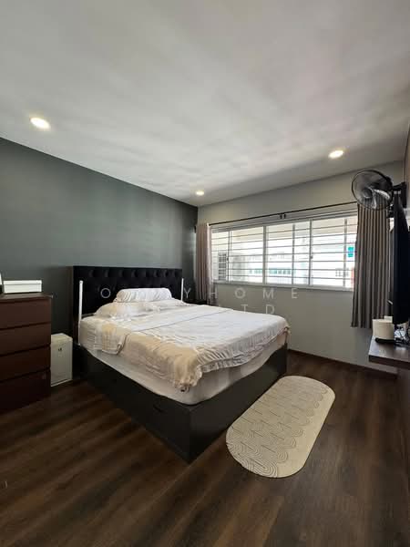 611 Yishun Street 61, 611 Yishun Street 61, 3 Bedrooms, 1,571 sqft, HDB Flat For Sale, by BEN CHEE, 500140400 - Bedroom - PropertyGuru.com.sg
