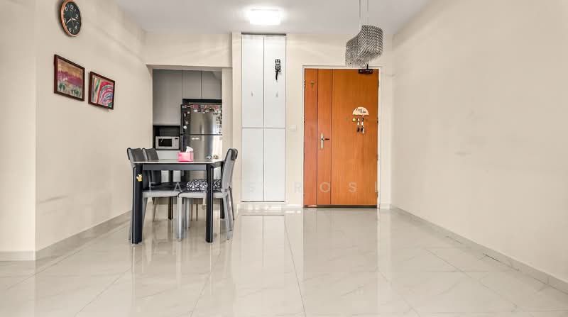 869A Tampines Avenue 8, 869A Tampines Avenue 8, 3 Bedrooms, 990 sqft, HDB Flat For Sale, by Faris Rosli, 500140410 - Dining Room - PropertyGuru.com.sg