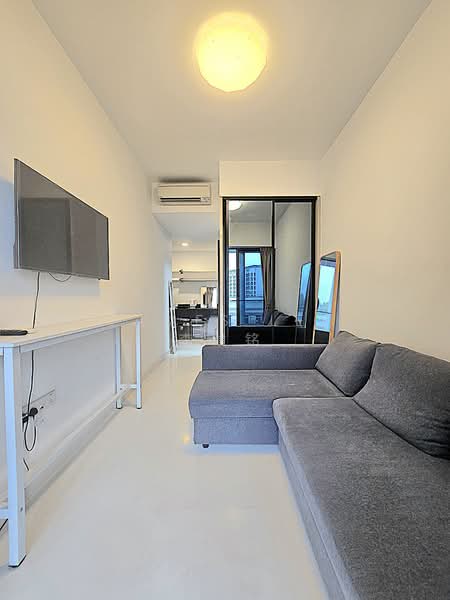 The Rise @ Oxley - Residences, 71 Oxley Rise, Studio, 120 sqft, Apartment For Rent, by James Lee 李健铭, 500140445 - Living Room - PropertyGuru.com.sg