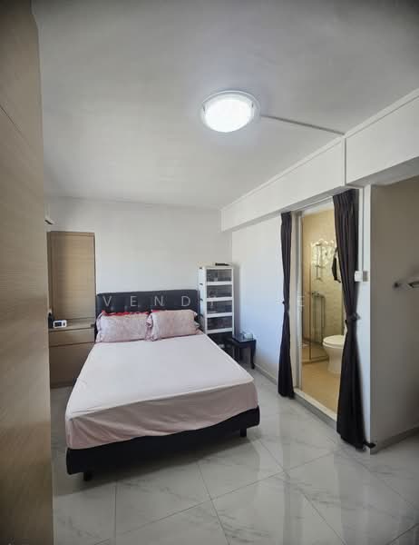 711 Tampines Street 71, 711 Tampines Street 71, 3 Bedrooms, 1,066 sqft, HDB Flat For Sale, by Vendy Lie, 500140460 - Master Bedroom - PropertyGuru.com.sg