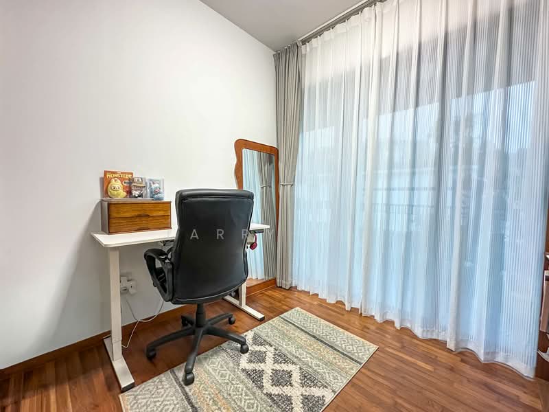 Mayfair Gardens, 8 Rifle Range Road, 3 Bedrooms, 1,066 sqft, Condominium For Rent, by Larry Lee, 500140465 - Study - PropertyGuru.com.sg